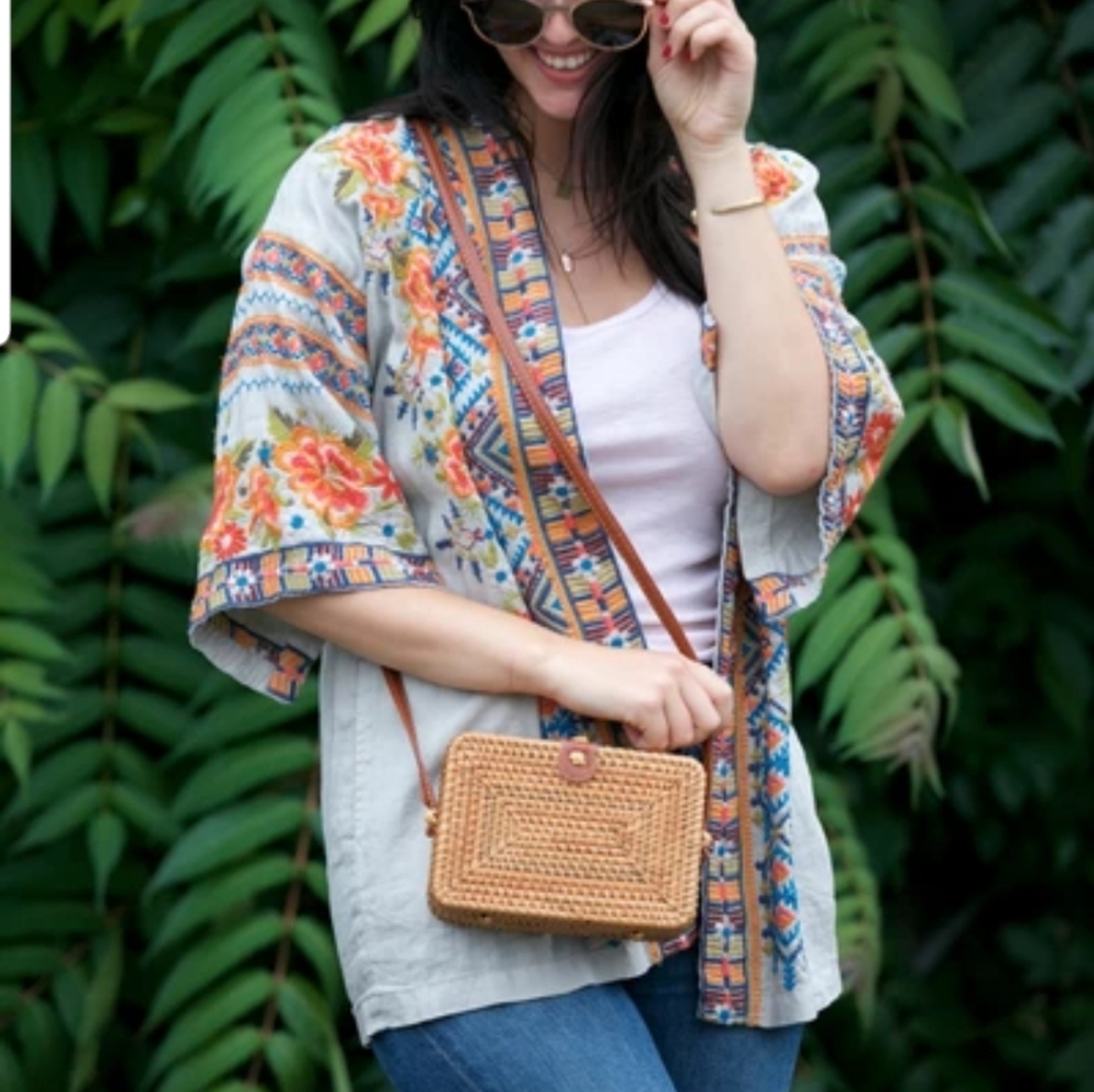 🧡🧡 Johnny was Sentrie Embroidered Linen Kimono